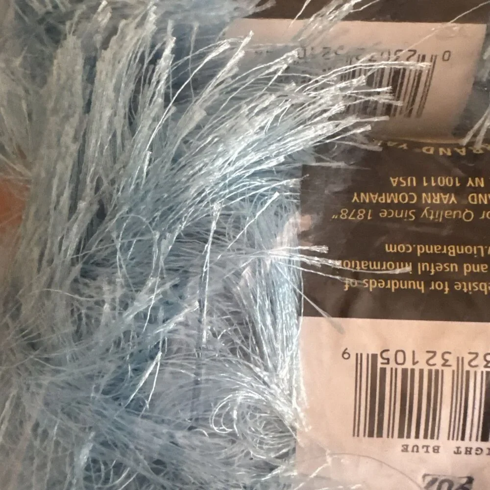 Lion Brand Yarn FUN FUR Eyelash 6 Skeins LIGHT BLUE all same LOT #907 New - Picture 11 of 12